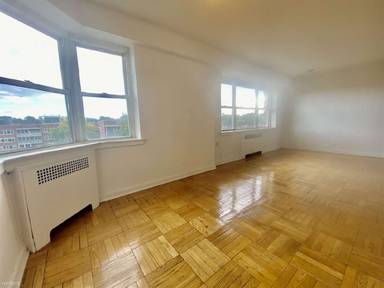 Main picture of 240 Garth Rd