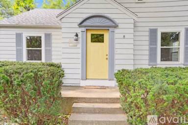 Main picture of 1005 W Daniel St