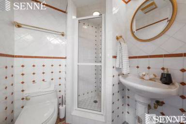 Main picture of 218 Commonwealth Ave