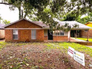 Main picture of 3204 Jameswood Dr