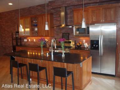 Main picture of 1749 Race St