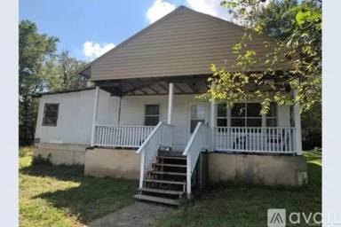 Main picture of 1184 N Front St