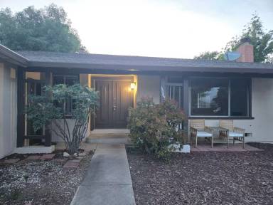 Main picture of 6003 Paxton Ct