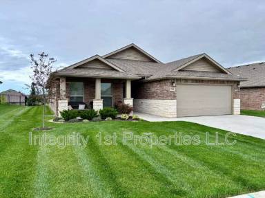 Main picture of 7546 Apache Rd