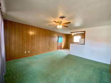 Main picture of 707 N Broadway Ave