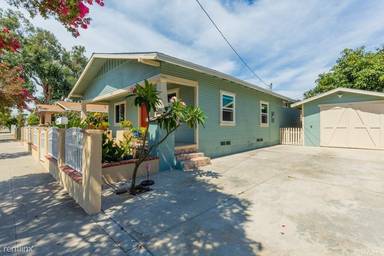 Main picture of 511 N Pacific Ave