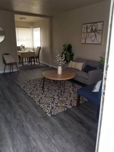 Main picture of 119 W Grant Ave