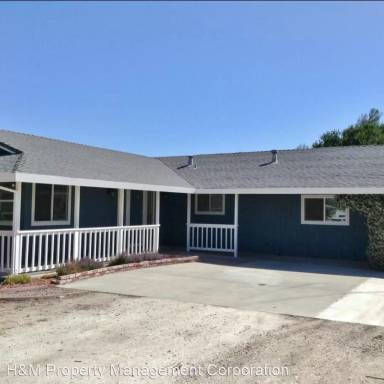 Main picture of 805 Hospital Rd