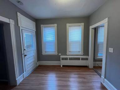 Main picture of 431 S 15th St