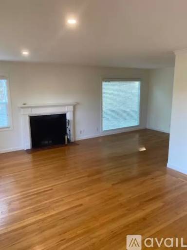 Main picture of 11 Clotilda Ct