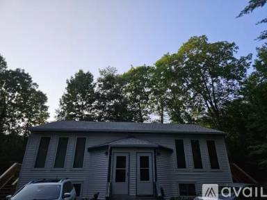 Main picture of 132 Maranacook Rd