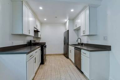 Main picture of 4324 Ventura Canyon Ave