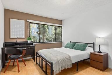 Main picture of 1823 Pelham Ave