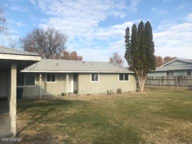 Main picture of 2304 W 12th Ave