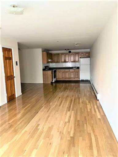 Main picture of 2339 Tiebout Ave