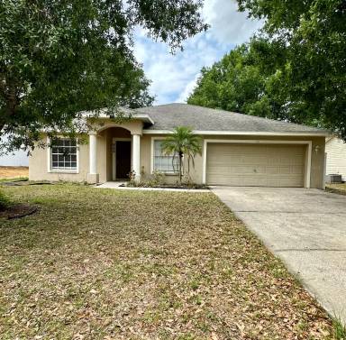 Main picture of 610 Muskrat Dr