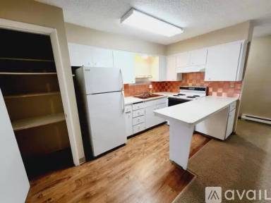Main picture of 2028 W 1st Ave