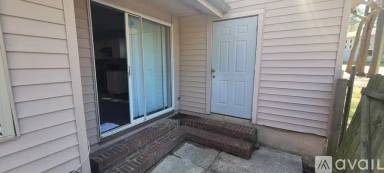Main picture of 8587 Parkside Dr