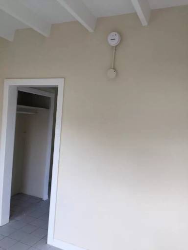 Main picture of 843 SW 7th St