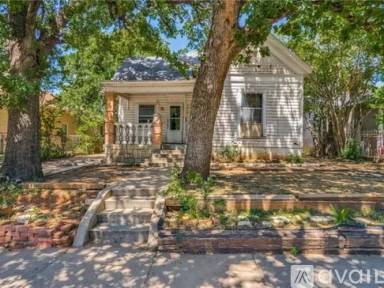 Main picture of 1420 Clinton Ave