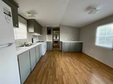 Main picture of 4512 Rainbow Ln