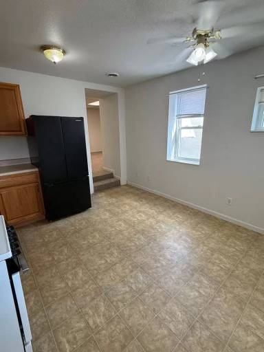 Main picture of 126 S Main St