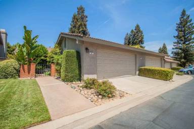 Main picture of 7079 N Teilman Ave