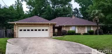 Main picture of 308 Jamie Ct