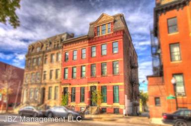 Main picture of 16 E Biddle St