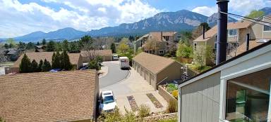 Main picture of 3083 Redstone Ln