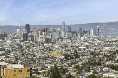 Main picture of 1 Crestline Dr