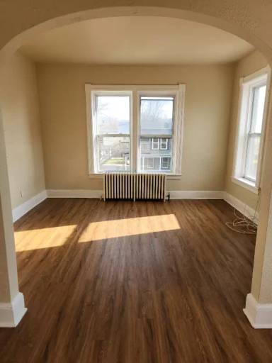 Main picture of 70 2nd St