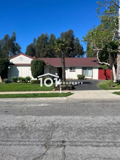 Main picture of 245 Santa Barbara Shores Dr