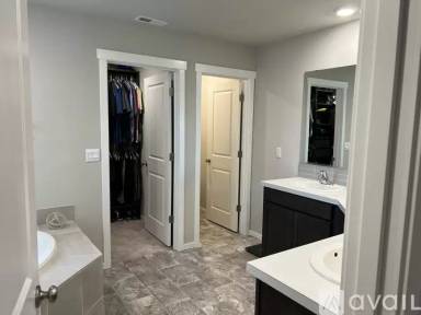 Main picture of 10822 32nd St NE