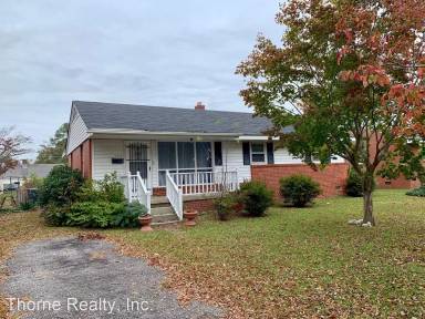 Main picture of 906 Chapel St