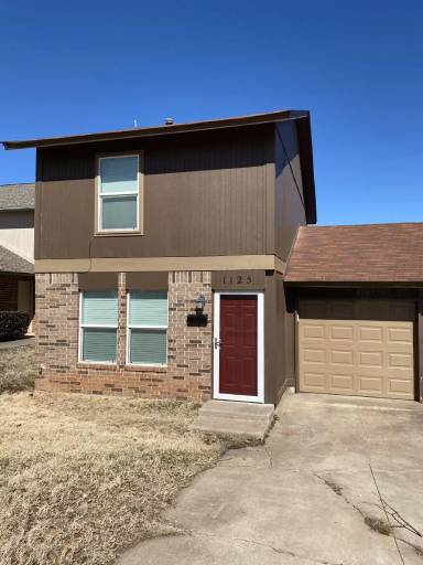 Main picture of 1127 E Campbell St