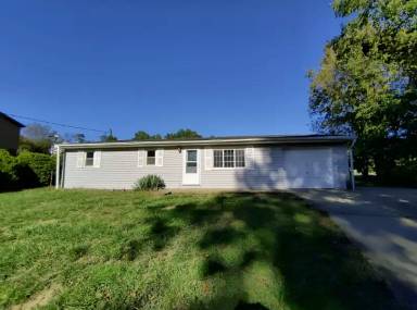 Main picture of 335 Bonnie Beth Dr