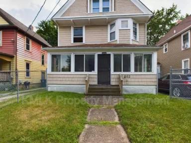 Main picture of 562 Carroll St