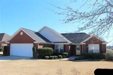 Main picture of 104 Tudor Pl
