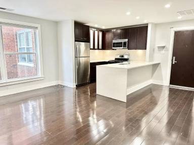 Main picture of 626 Independence Ave SE