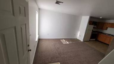 Main picture of 201 S Lawrence St