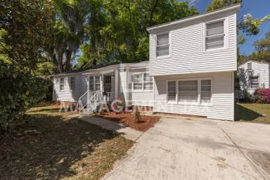 Main picture of 7806 Paul Revere Dr