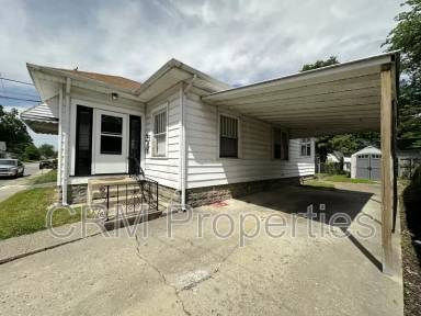 Main picture of 310 N Lindsay St