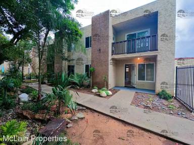 Main picture of 170 W Vermont Ave