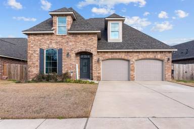 Main picture of 633 Alder Ln