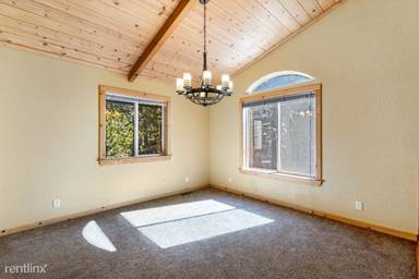 Main picture of 1138 Regency Way