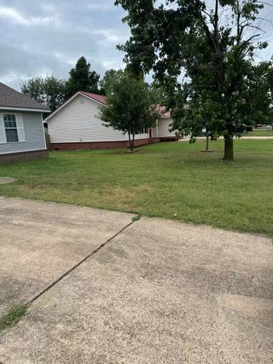 Main picture of 109 Summer Leigh Cv