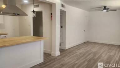Main picture of 122 Rio Rd