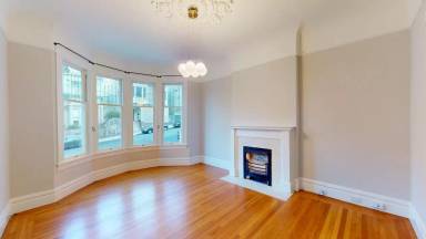 Main picture of 2935 Fillmore St