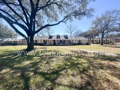 Main picture of 1005 Sunset Dr